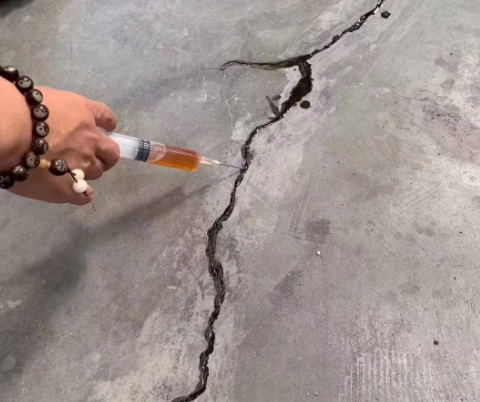 石河子混凝土裂缝修补技术详解​